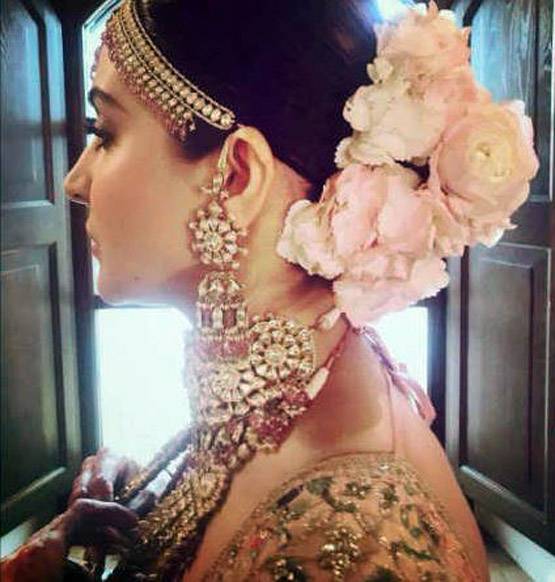 सबको पछाड़ेगी ये जोड़ी, 1 इन्स्टा पोस्ट पर 3 करोड़ वसूलते हैं विराट