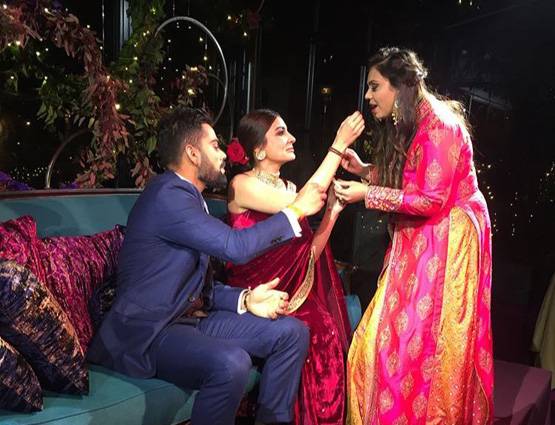 रिंग सेरेमनी से मेहंदी तक, विराट-अनुष्का ने ऐसे लिए सात फेरे