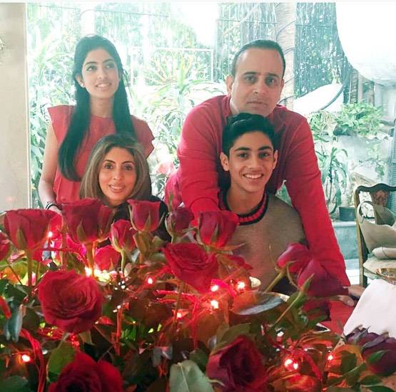 सलमान-कटरीना ने साथ मनाया क्रिसमस, वरुण की बच्चों संग मस्ती