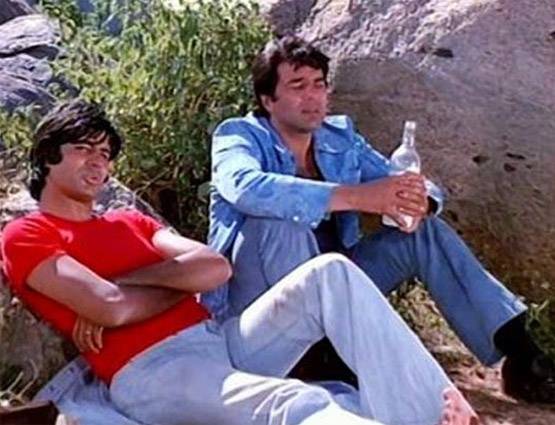 शोले में अमिताभ को दिलवाया था रोल, क्रेडिट न मिलने पर दुखी हैं धर्मेंद्र