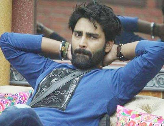 अर्शी खान के बाहर होते ही सिलेब्स दे रहे हैं इस कंटेस्टेंट को जमकर बधाई