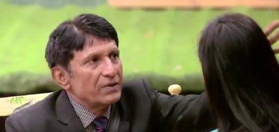 बिग बॉस के घर में अर्शी की तरह दिखा उनके पापा का अंदाज