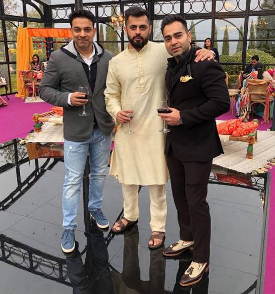 PHOTOS : यहां देखें विराट-अनुष्का की शादी का पूरा अलबम