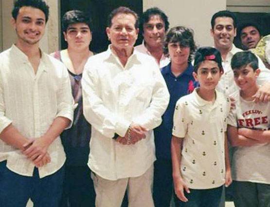 सालभर में कितनी कमाई करते हैं सलमान खान, इतनी है प्रॉपर्टी