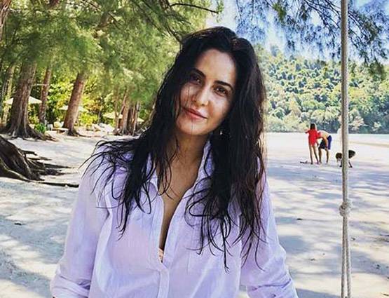 Photo: टाइगर और New year का जश्न इस तरह मना रहीं कटरीना