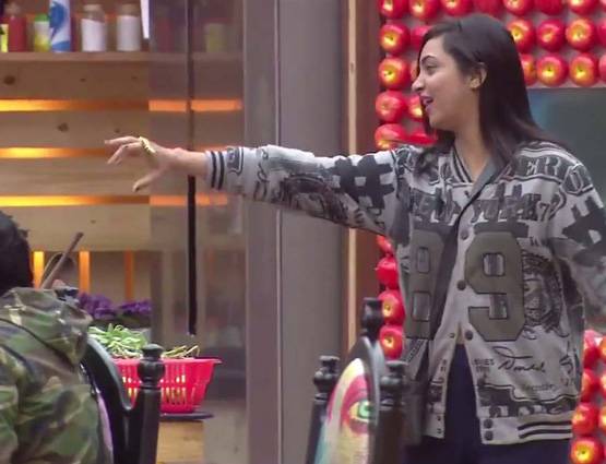 Bigg Boss: घर से बाहर आकर विकास से इस तरह बदला लेंगे आकाश