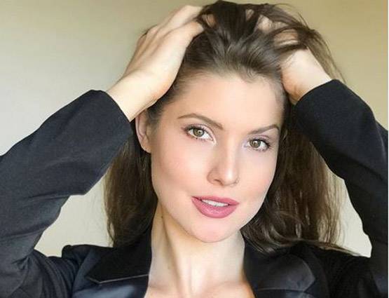 'तंगी' से जूझ रही है ये मॉडल, शाहरुख-सलमान से मांग रही काम