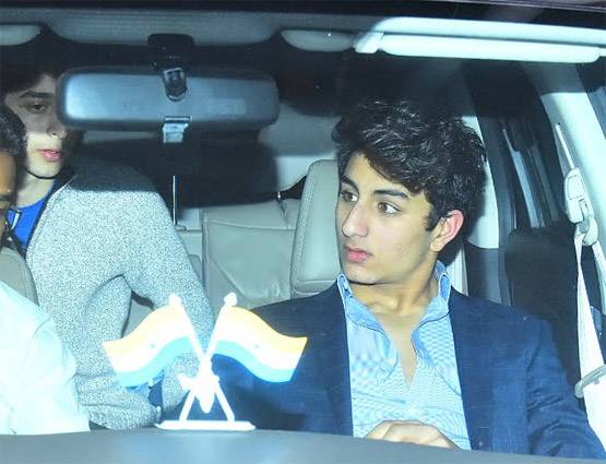 करीना कपूर की क्रिसमस पार्टी में सबसे स्टाइलिश दिखे सारा-इब्राहिम