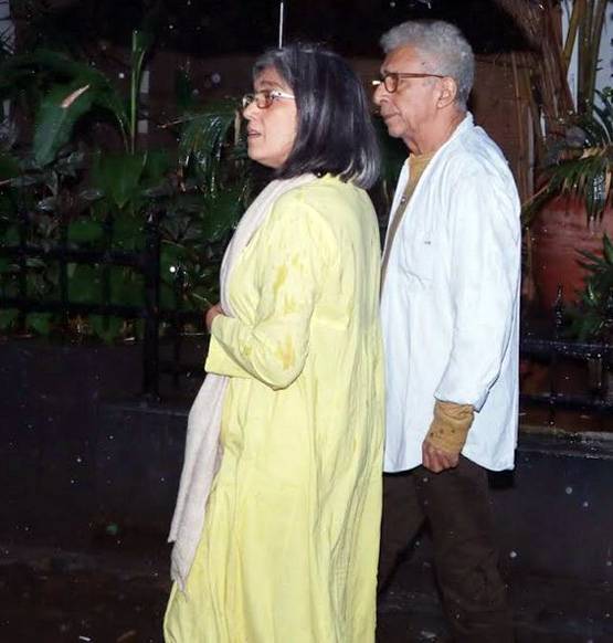 PHOTOS: चाचा के अंतिम संस्कार में मौजूद रहे राज कपूर के तीनों बेटे