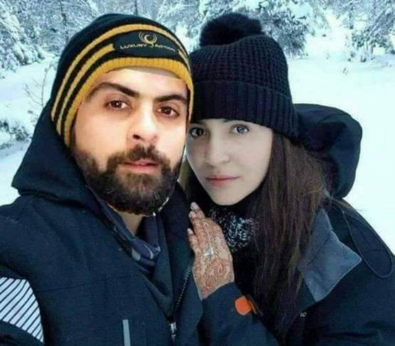 विराट-अनुष्‍का की फोटो से खिलवाड़, ऐसे उड़ाया जा रहा है मजाक