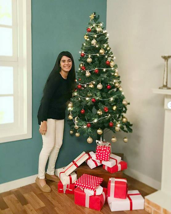 दिव्यांका त्रिपाठी ने ऐसे मनाया क्रिसमस, दूसरे सिलेब्स ने भी की पार्टी