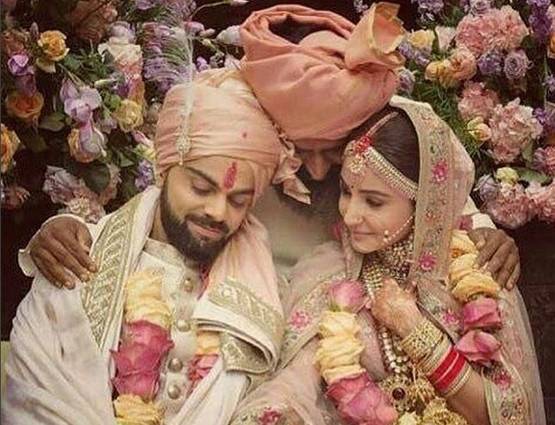 विराट-अनुष्का की शादी पर पहुंचे गेस्ट को मिला ये रिटर्न गिफ्ट