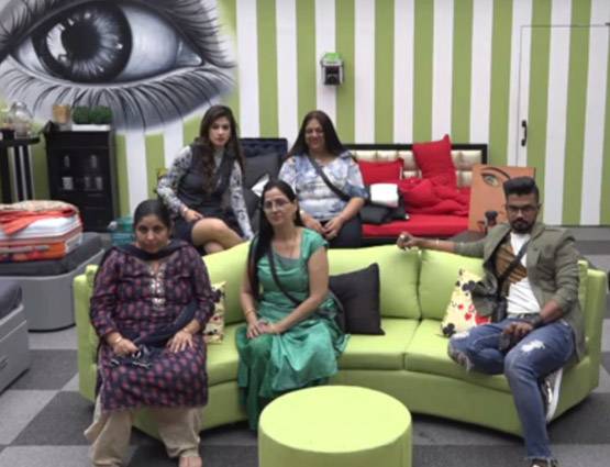 BIGG BOSS: बोर्डिंग में मां के बिना सो नहीं पाता था ये कंटेस्टेंट