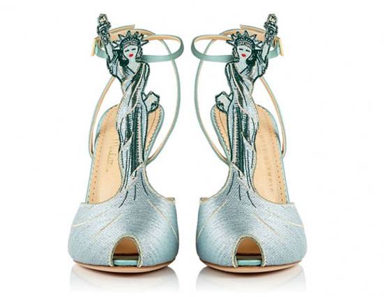 Footwear Designing में बनाएं करियर, मिलेगी लाखों में सैलरी