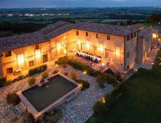 22 कमरे 44 गेस्ट: Virushaka की शादी में शामिल नहीं हो पाए 2 अतिथि