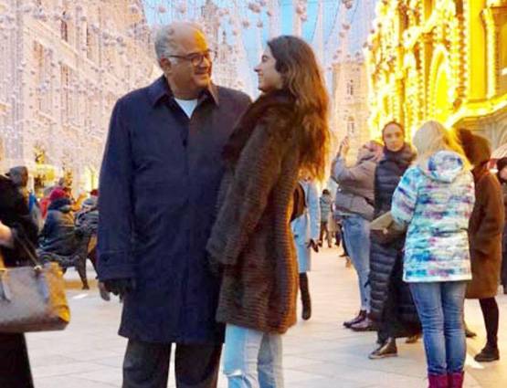 54 साल की श्रीदेवी का रूस में दिखा ग्लैमर लुक, फोटोशूट वायरल