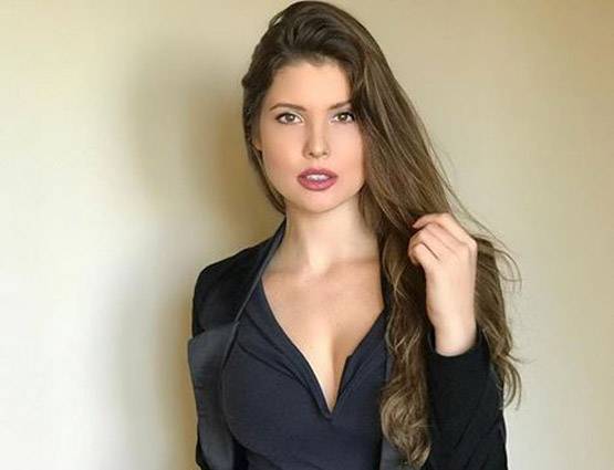 'तंगी' से जूझ रही है ये मॉडल, शाहरुख-सलमान से मांग रही काम