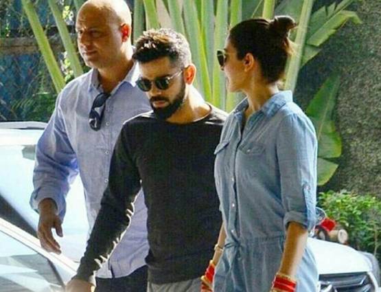 PHOTOS: रिसेप्शन से पहले कैजुअल लुक में दिखीं अनुष्का