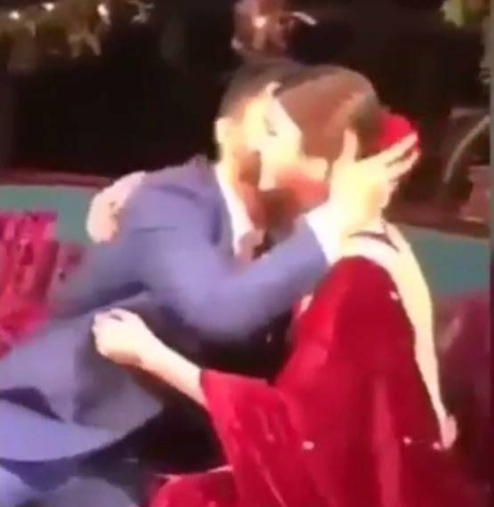 शादी के बाद वायरल हुई विराट-अनुष्का की हर तस्वीर, यहां देखें एलबम