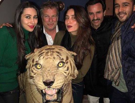 पटौदी पैलेस में तैमूर का नवाबी लुक, खान परिवार संग दिखे 'कपूर्स'