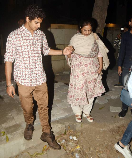 रील प्रेमी ईशान खट्टर के साथ कहां डिनर करने पहुंची जाह्नवी कपूर