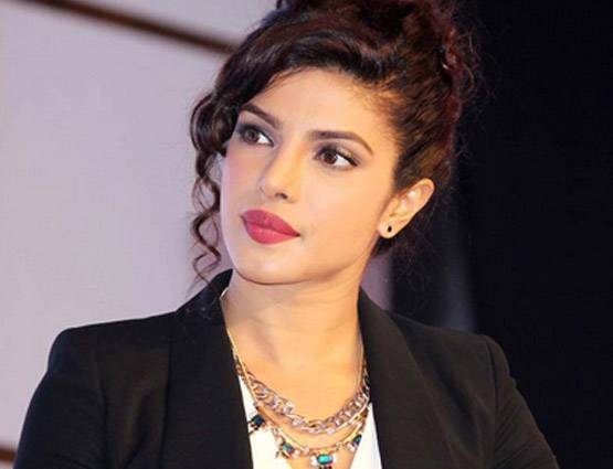 अवॉर्ड शो में हर मिनट की परफॉर्मेंस के लिए प्रियंका ने वसूले 1 करोड़?