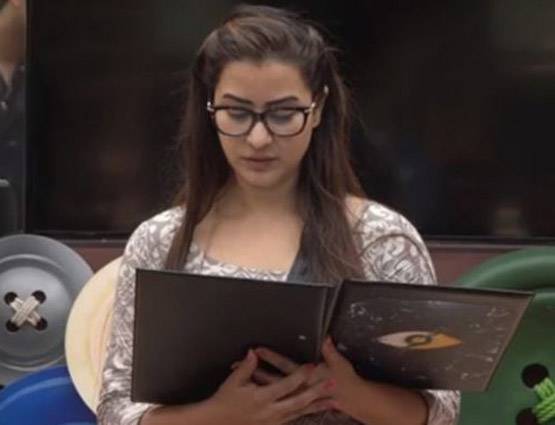 Bigg Boss: हिना बनी कैप्टन, शि‍ल्पा से नाराज हुए पुनीश-आकाश