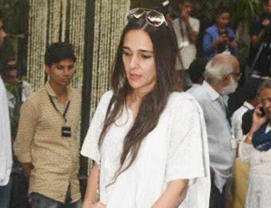 पृथ्वी थियेटर में शशि कपूर की प्रेयर मीट, शामिल हुए ये सितारे