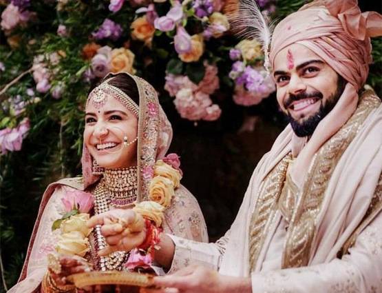 PHOTOS : यहां देखें विराट-अनुष्का की शादी का पूरा अलबम