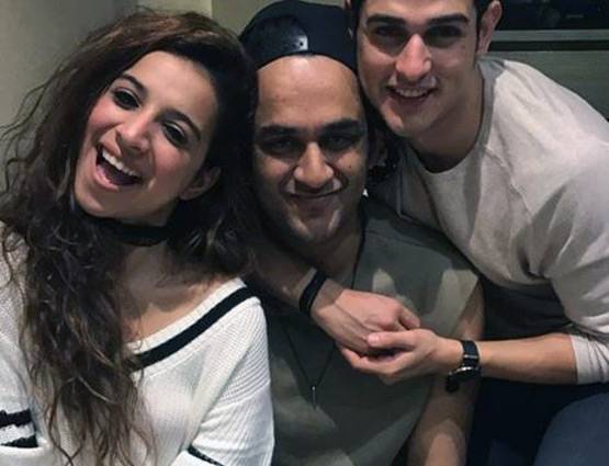 प्रियांक की एक्स और सपना से मिलीं बेनाफ्शा, विकास पर लिखा पोस्ट