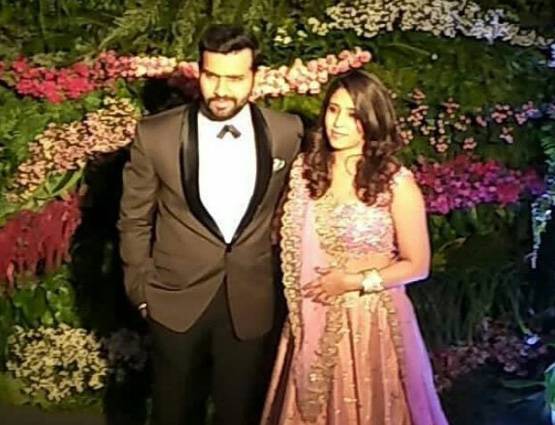 PHOTOS: विराट की पार्टी में दिखा टीम इंडिया का SWAG