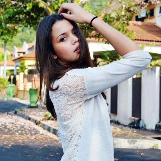 20 मंजिल से गिरकर मॉडल की मौत, बॉडी पर नहीं था एक भी कपड़ा