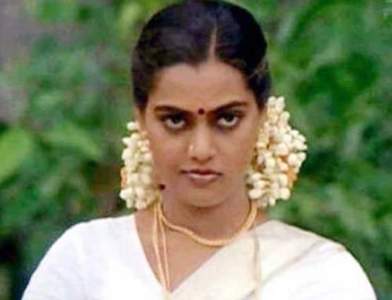 चौथी तक पढ़ी बोल्ड इमेज वाली इस एक्ट्रेस की मौत आज भी रहस्य