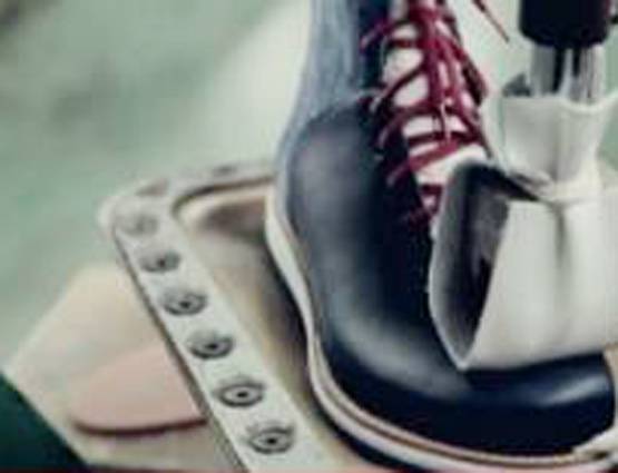 Footwear Designing में बनाएं करियर, मिलेगी लाखों में सैलरी