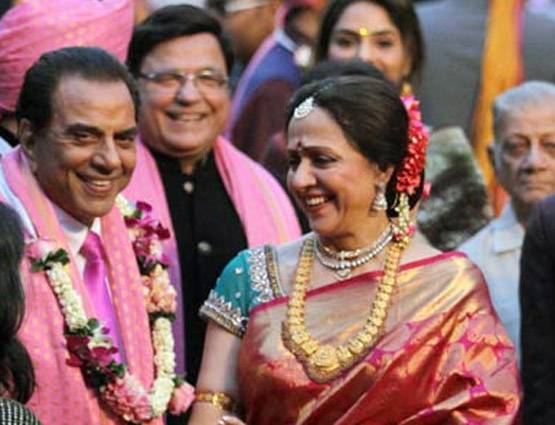 हेमा मालिनी धर्मेंद्र को नहीं सिखा पाई डांस, जो जानती थीं भूल गईं