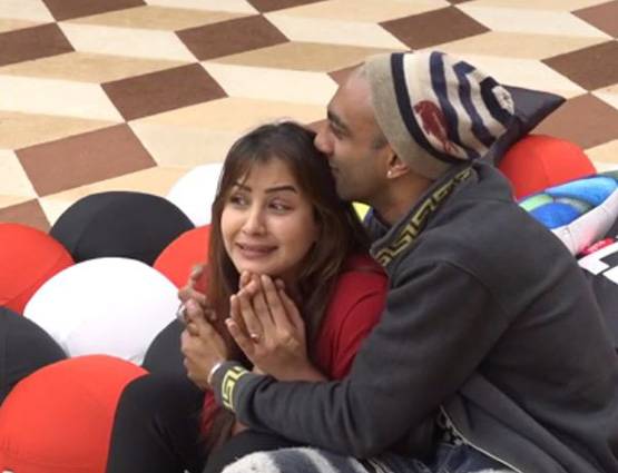 Bigg Boss: क्या अकाश डडलानी जाएंगे घर से बाहर, शि‍ल्पा को किया था KISS?