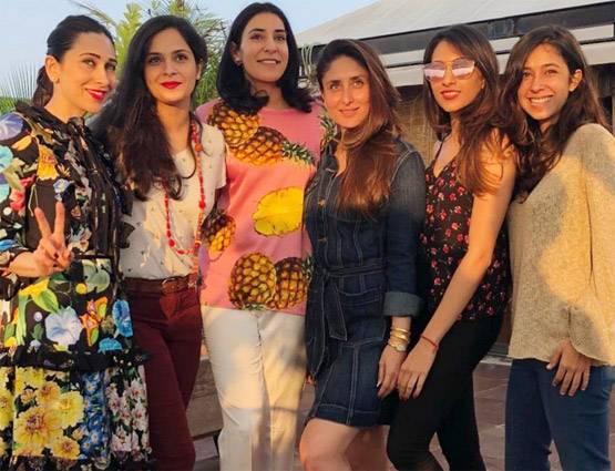 Inside Photos: क्रिसमस ब्रंच में कपूर खानदान पर चढ़ा तैमूर का फीवर