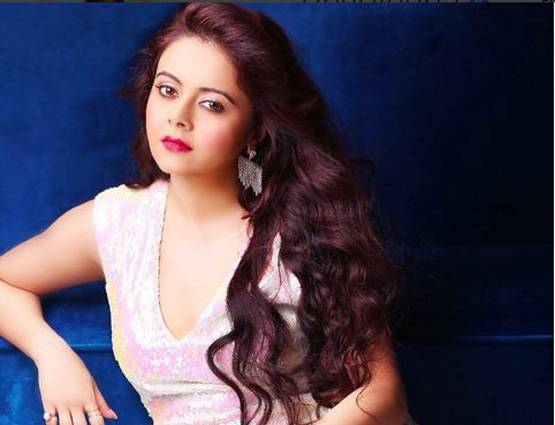 BIGG BOSS: गोपी बहू ने शिल्पा शिंदे को कहा 'बनावटी'