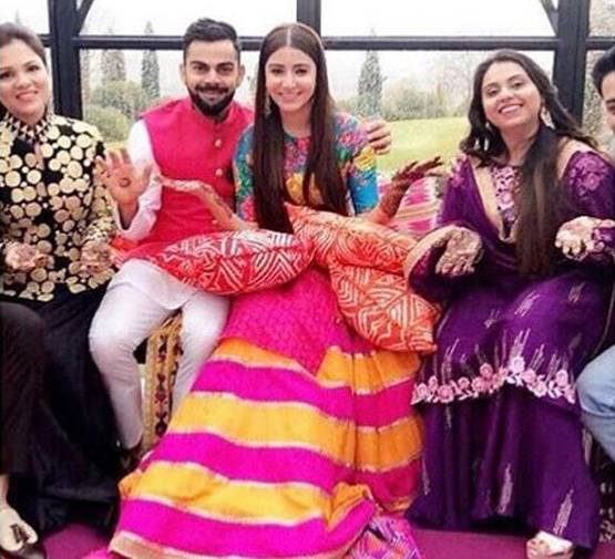 इस वेडिंग सीजन में विराट-अनुष्का की ड्रेस बनेगी ट्रेंड, ये है खासियत