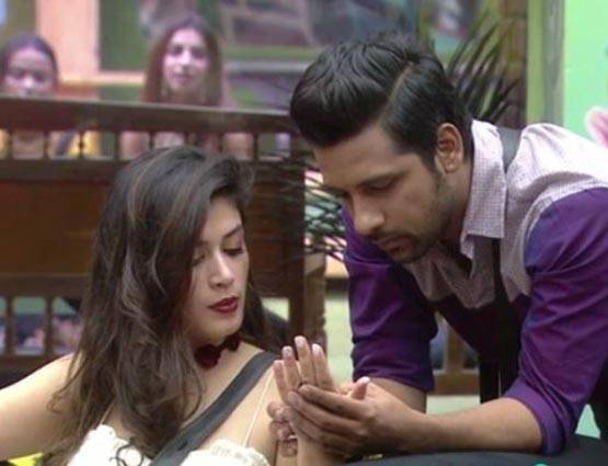 BIGG BOSS: ये 3 कंटेस्टेंट हैं खतरे में, क्या पुनीश होंगे घर से बाहर