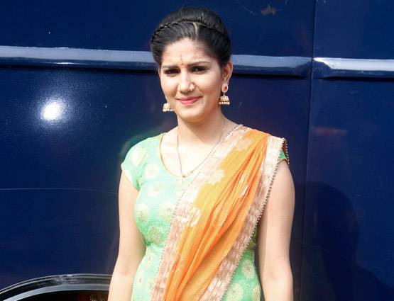 सपना चौधरी को मिली पहली बॉलीवुड फिल्म, अभय देओल के साथ जोड़ी