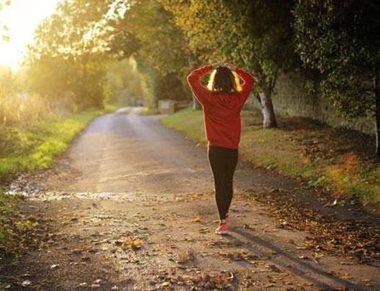 आपके चलने का स्टाइल खोलता है आपके व्यक्तित्व के कई राज