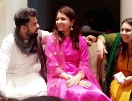 शादी के बाद वायरल हुई विराट-अनुष्का की हर तस्वीर, यहां देखें एलबम