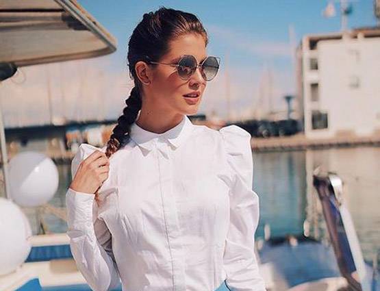 'तंगी' से जूझ रही है ये मॉडल, शाहरुख-सलमान से मांग रही काम