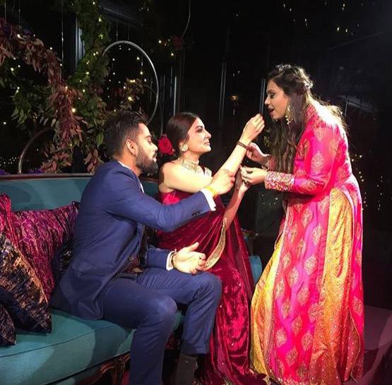 शनि मंदिर के पुजारी ने कराई विराट-अनुष्का की शादी