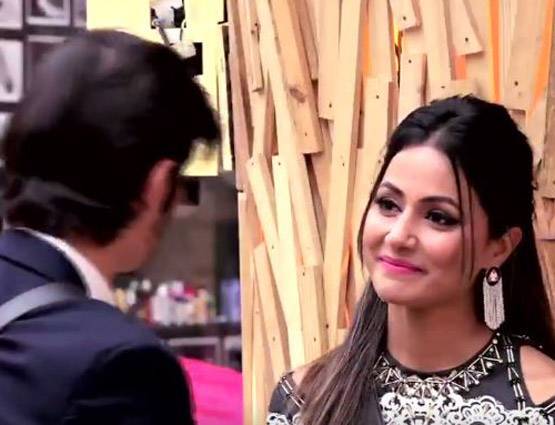 BIGG BOSS: मांगे हुए कपड़े लेकर गई हैं हिना, डिजाइनर का आरोप