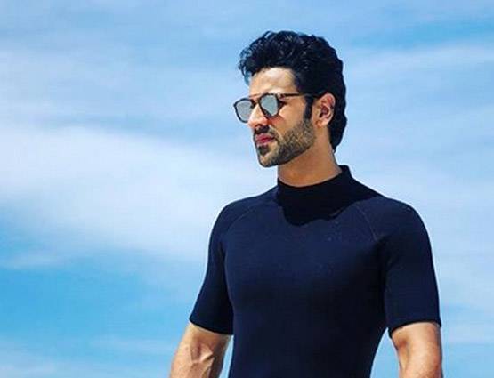 Birthday मनाने थाईलैंड पहुंचीं दिव्यांका त्रिपाठी, शेयर की PHOTOS