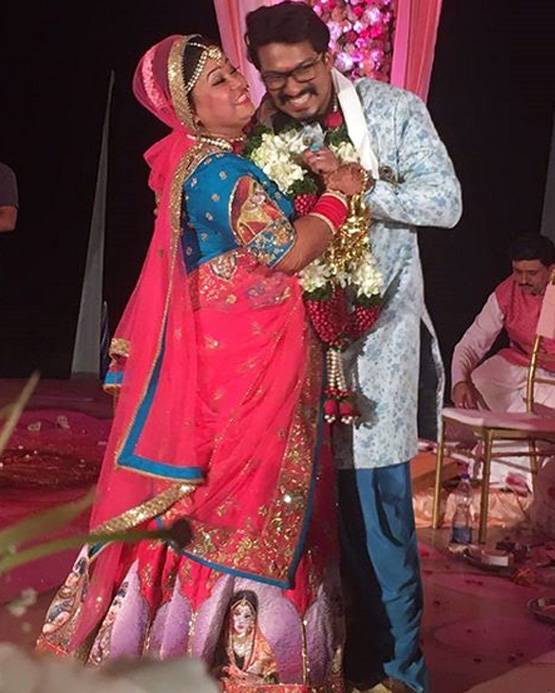 कॉमेडी क्वीन भारती ने लिए सात फेरे, कभी भावुक हुईं, कभी की मस्ती