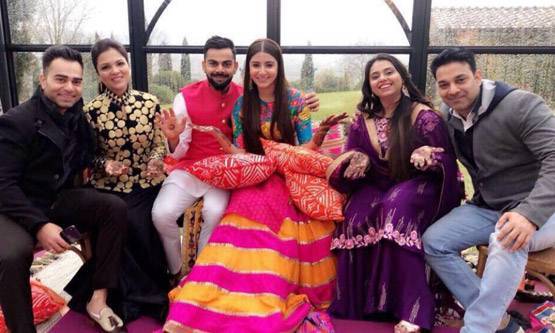 PHOTOS : यहां देखें विराट-अनुष्का की शादी का पूरा अलबम