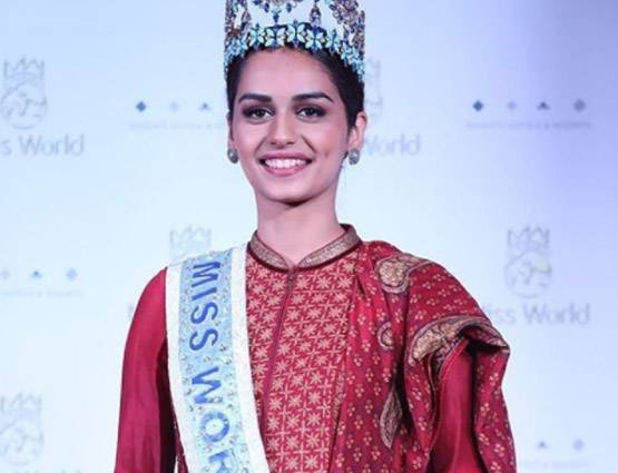 एक हाथ में किताब और दूसरे में ब्रेकफास्ट, ऐसी है मेडिकल स्टूडेंट लाइफ